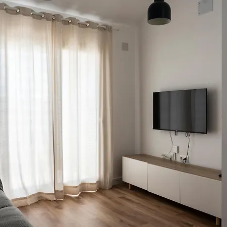 Mys Apartments. 帕洛斯德拉夫龙特拉